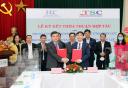 KÝ kết với HDC.JPG